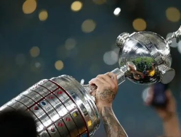 Designan a los árbitros para los partidos de Colo-Colo y U. de Chile en Copa Libertadores