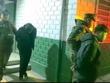 Delincuentes sin control: Disparan y chocan a Carabineros, son capturados luego de larga persecución