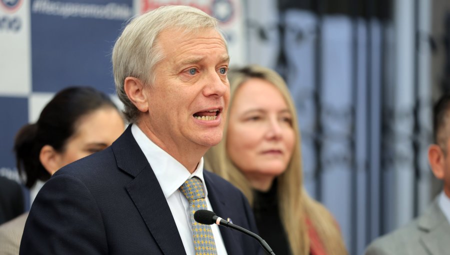 Kast avisa que pedirán la renuncia de Marcel si el ministro realiza "activismo político" por Tohá