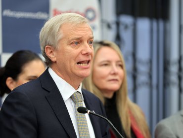 Kast avisa que pedirán la renuncia de Marcel si el ministro realiza "activismo político" por Tohá