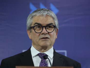 Ministro Marcel se declaró prescindente de campañas electorales y descartó conflicto de interés por su relación con Carolina Tohá