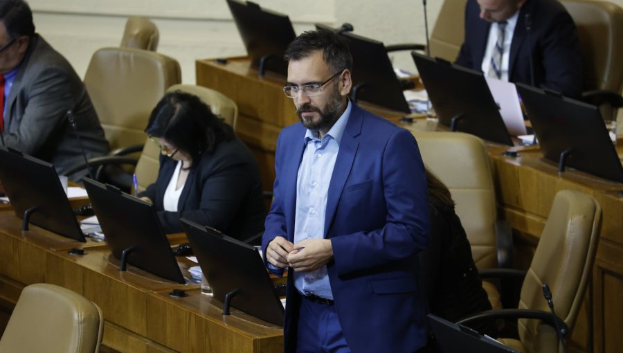 Senador De Rementería respalda derogación de la Ley de Pesca y compromete apoyo a pescadores de Quintero y Puchuncaví