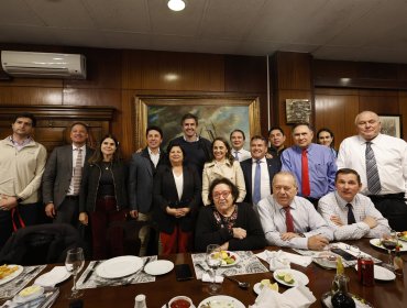 Paulsen se reúne con diputados RN para reforzar compromisos de colaboración política y trabajo conjunto para la campaña de Matthei