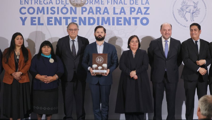 Presidente Boric por informe final de comisión para la Paz: "Recibo este documento con mucha esperanza"