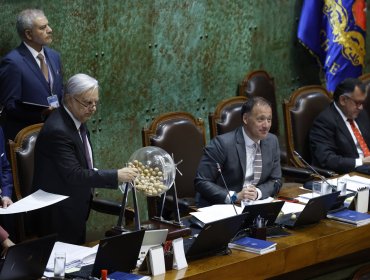 Comisión que revisará acusación constitucional contra el delegado Gonzalo Durán quedó conformada con mayoría opositora