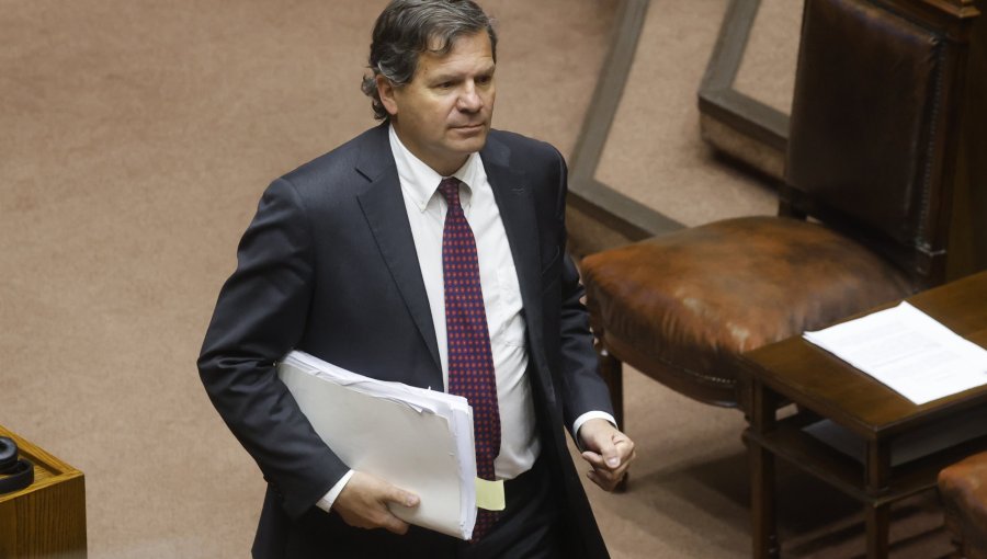 Diputado Benavente por acusación constitucional contra Durán: "El delegado le debe una explicación al país"