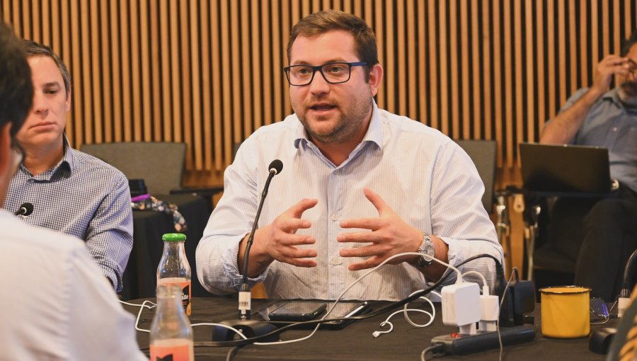 Sebastián Naveillán explica voto disidente en Comisión para la Paz: "Hay líneas rojas que no se pueden cruzar"