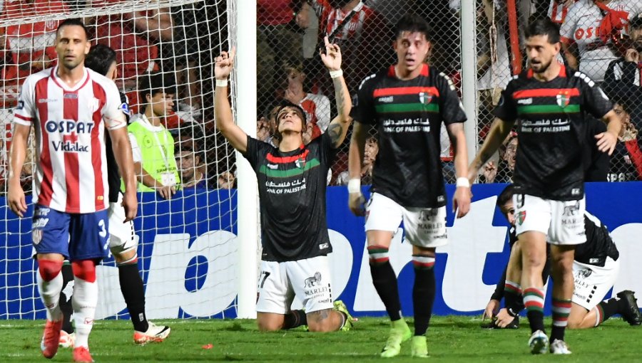 Palestino remonta ante Unión de Santa Fe en Argentina y es líder de su grupo en Copa Sudamericana