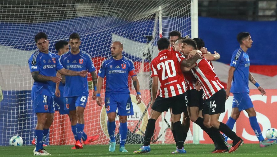 U. de Chile fue goleada por Estudiantes de La Plata y pierde terreno en su grupo en Copa Libertadores