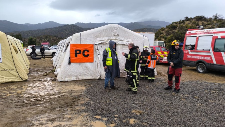 Encuentran en sector de Curacaví la avioneta ambulancia que había desaparecido con seis personas a bordo