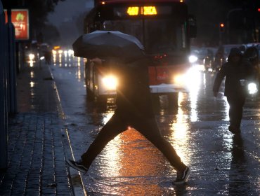 Región Metropolitana registra la lluvia más abundante del año