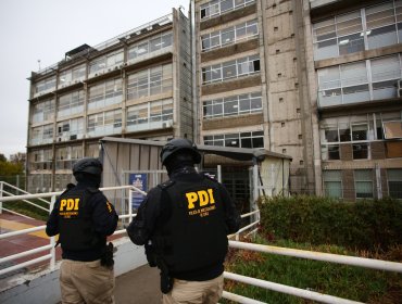Tres funcionarios de la municipalidad de Maipú fueron detenidos por presunta red de corrupción en licencias de conducir