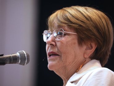 Michelle Bachelet afirma que la sociedad chilena "tiene mucha rabia con el mundo de la política"