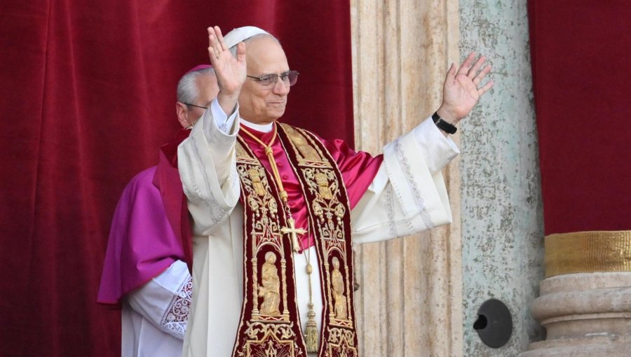 Líderes latinoamericanos felicitaron al Papa León XIV y destacaron sus "fuertes vínculos" con la región