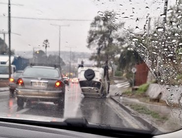 Primer sistema frontal del año: Múltiples accidentes de tránsito originan serias complicaciones viales en el Gran Valparaíso