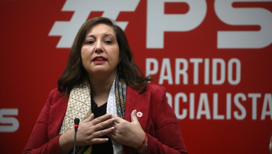 Paulina Vodanovic lamenta que militantes del Partido Socialista entreguen su apoyo a Gonzalo Winter