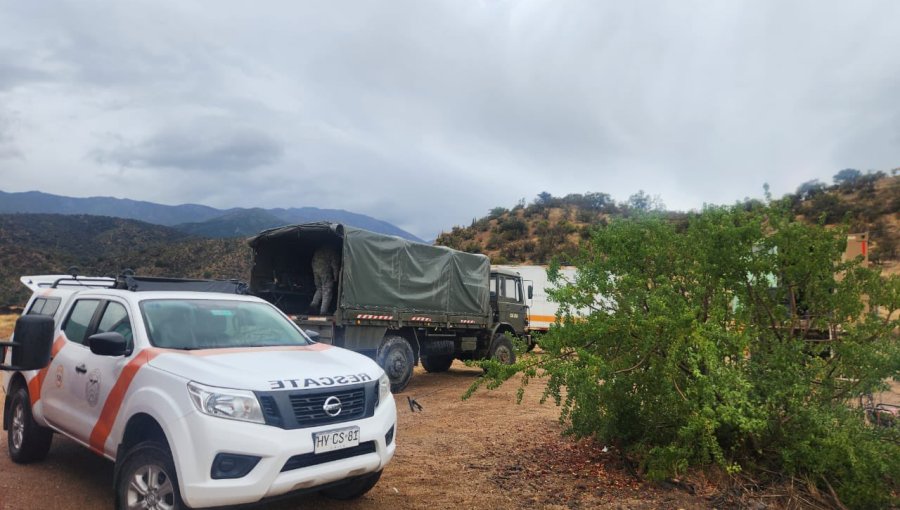 Cuerpos de los ocupantes de aeronave accidentada en Curacaví fueron trasladados a la Escuela de Carabineros