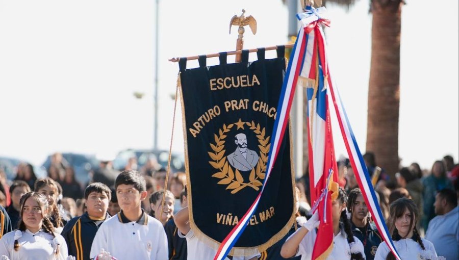 Más de 3 mil estudiantes rindieron homenaje a las Glorias Navales en Viña del Mar