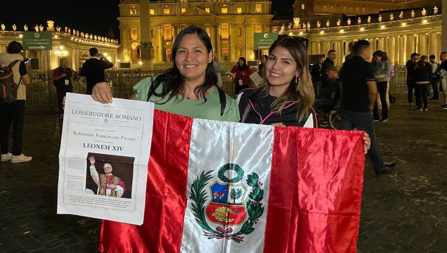 "Fue como ganar un Mundial": Peruanos celebraron en el Vaticano la elección del ex Obispo de Chiclayo como nuevo Papa