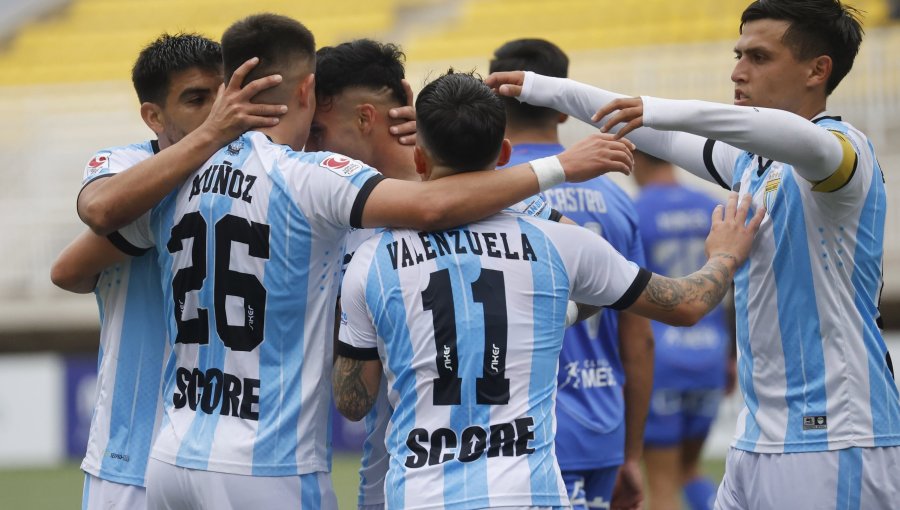 Magallanes se impuso a S. Morning y puso presión a la U en su grupo de Copa Chile