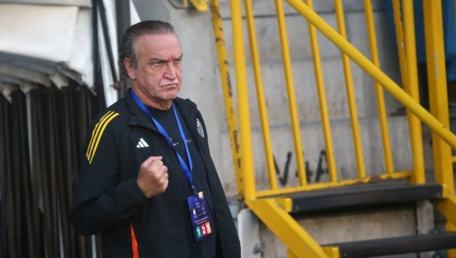 Director técnico de A. Mineiro: "Ante Iquique nos quedamos sin defensa, el culpable soy yo"