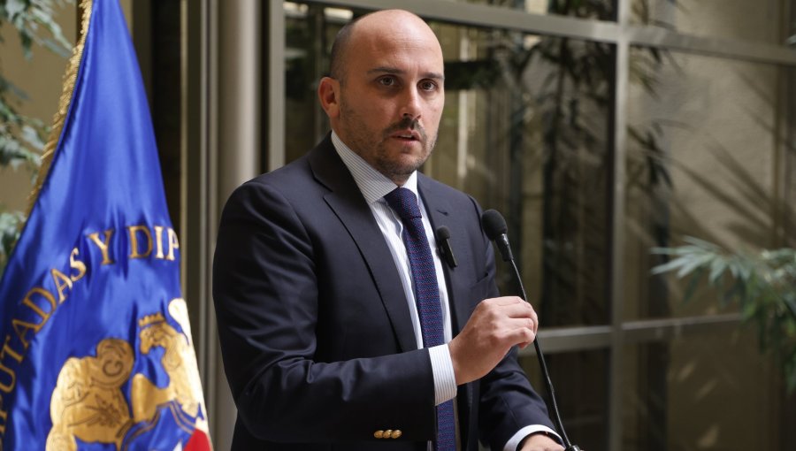 Diputado Longton emplaza al Presidente Boric por caso ProCultura: "No puede eludir, tiene que hablar con la verdad"