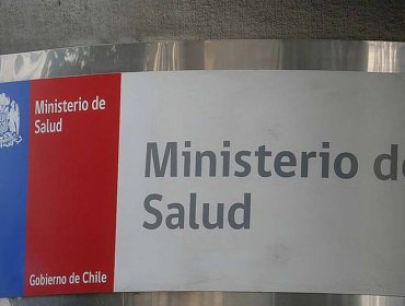 Ofician a Contraloría por decisión del Minsal que limita la prescripción de antirretrovirales al 30% de pacientes con VIH y SIDA