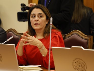 Exministra Sandoval reconoce a comisión que evaluaron “posible negociación incompatible” en compra de casa de Allende