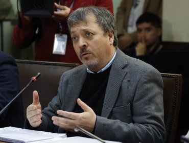 Subsecretario de Pesca rompe el silencio por cifras erróneas y dice que le corresponde "asumir responsabilidad en esta materia"