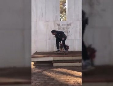 Profanan tumbas del Cementerio General y patinan sobre mausoleo del expresidente Allende