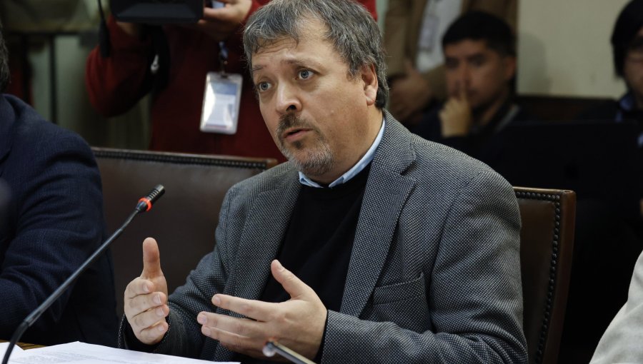 Subsecretario de Pesca rompe el silencio por cifras erróneas y dice que le corresponde "asumir responsabilidad en esta materia"