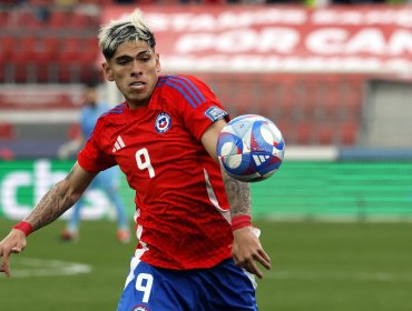 Carlos Palacios espera ser convocado nuevamente a la Roja: "Ojalá se pueda dar una vuelta a la selección"