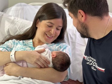 Diputada Chiara Barchiesi dio a luz a María Teresa, su primera hija: "Nos llena de amor"