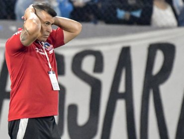 Jorge Almirón deja en duda su continuidad en la banca de Colo-Colo y desliza critica al plantel