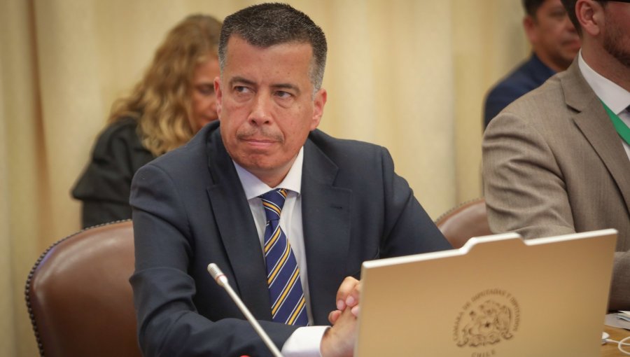 Comisión investigadora de la reconstrucción tras megaincendio será presidida por Andrés Celis: "Queremos partir por los ministros"