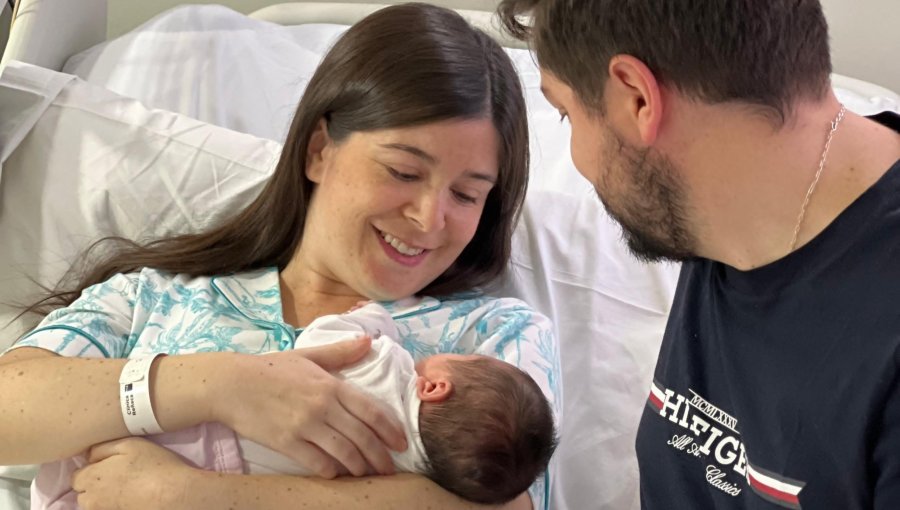 Diputada Chiara Barchiesi dio a luz a María Teresa, su primera hija: "Nos llena de amor"