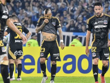 Colo-Colo dice adiós a la Copa Libertadores tras caer goleado ante Racing en Argentina