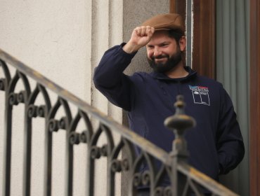 Editorial: La «Beca Boric», el premio a la incompetencia