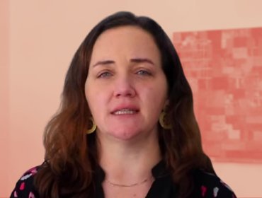 Parlamentarios de oposición califican como "una mala señal" la ilegalidad de "pinchazos" a celular de Josefina Huneeus