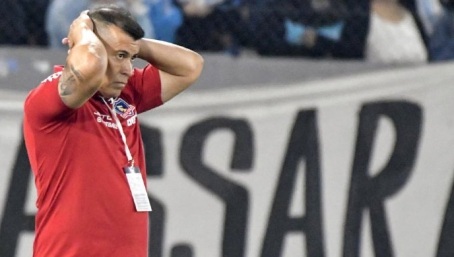 Directorio de Colo-Colo habría decidido salida de Jorge Almirón y tendría dos candidatos para reemplazarlo