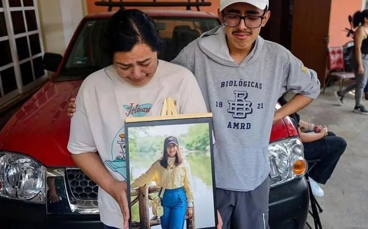 Quiénes son las víctimas y qué dudas deja el choque de un buque escuela mexicano con el puente de Brooklyn