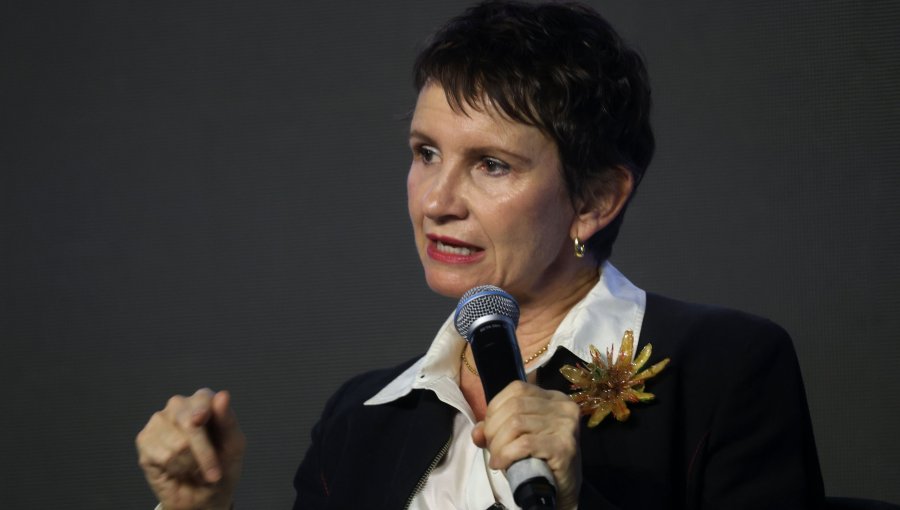 Tohá dice que hay que "respetar las atribuciones de la Corte Suprema" tras cambio de cautelar de Monsalve