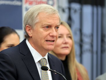 José Antonio Kast acusa a Presidente Boric de "encubrir a Manuel Monsalve"