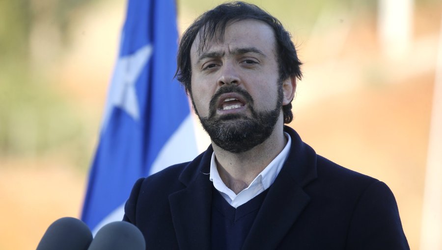Jorge Sharp asesta nuevo golpe al Frente Amplio: respaldo a Jaime Mulet desordena el naipe de las Primarias en el oficialismo