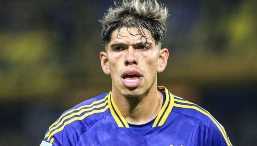 Carlos Palacios falló un gol increíble y fue reemplazado entre pifias de hinchas de Boca