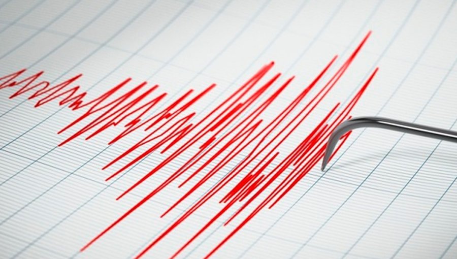 Sismo de magnitud 5,7 se percibió en la región de Magallanes: Shoa descarta tsunami en las costas de Chile