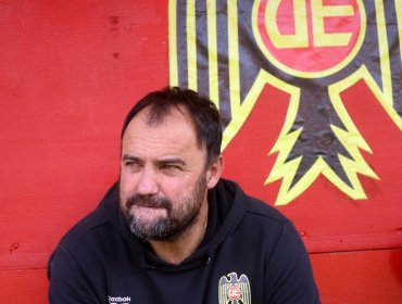 La respuesta del director técnico de Unión Española sobre posible salida del club tras goleada