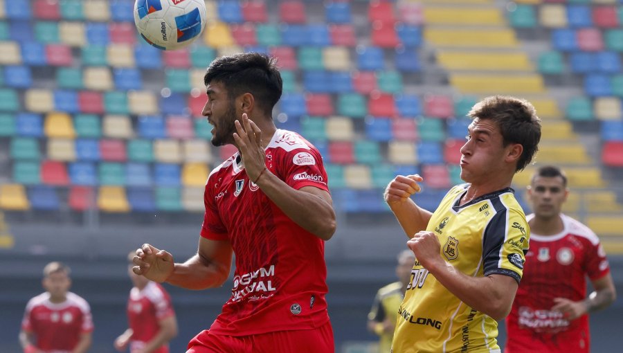 Unión La Calera y San Luis de Quillota firmaron el empate, avanzaron ambos y eliminaron a Everton de la Copa Chile