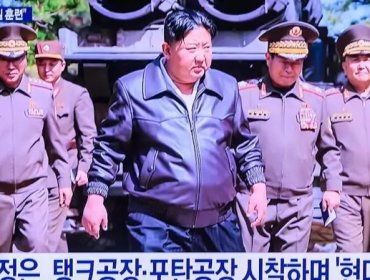 "Un intolerable acto criminal": La furia de Kim Jong-un tras la fallida botadura de un destructor norcoreano