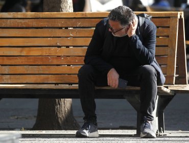 44% de encuestados chilenos por posibilidad de alcanzar el estándar de vida deseado aseguran que “hemos tenido avances, pero todavía falta”